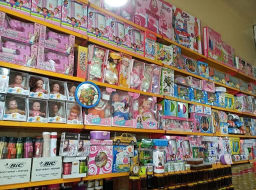 عکس هایپرمارکت بروجردی