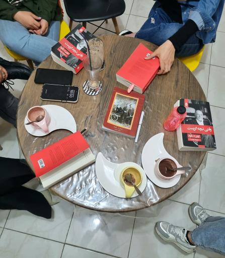 عکس کافه‌ بازی‌ رآمش