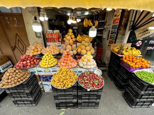 عکس میوه فروشی شهر باران