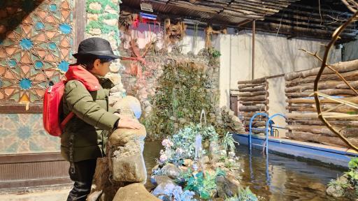 عکس رستوران سنتی و سفره خانه باغچه خان