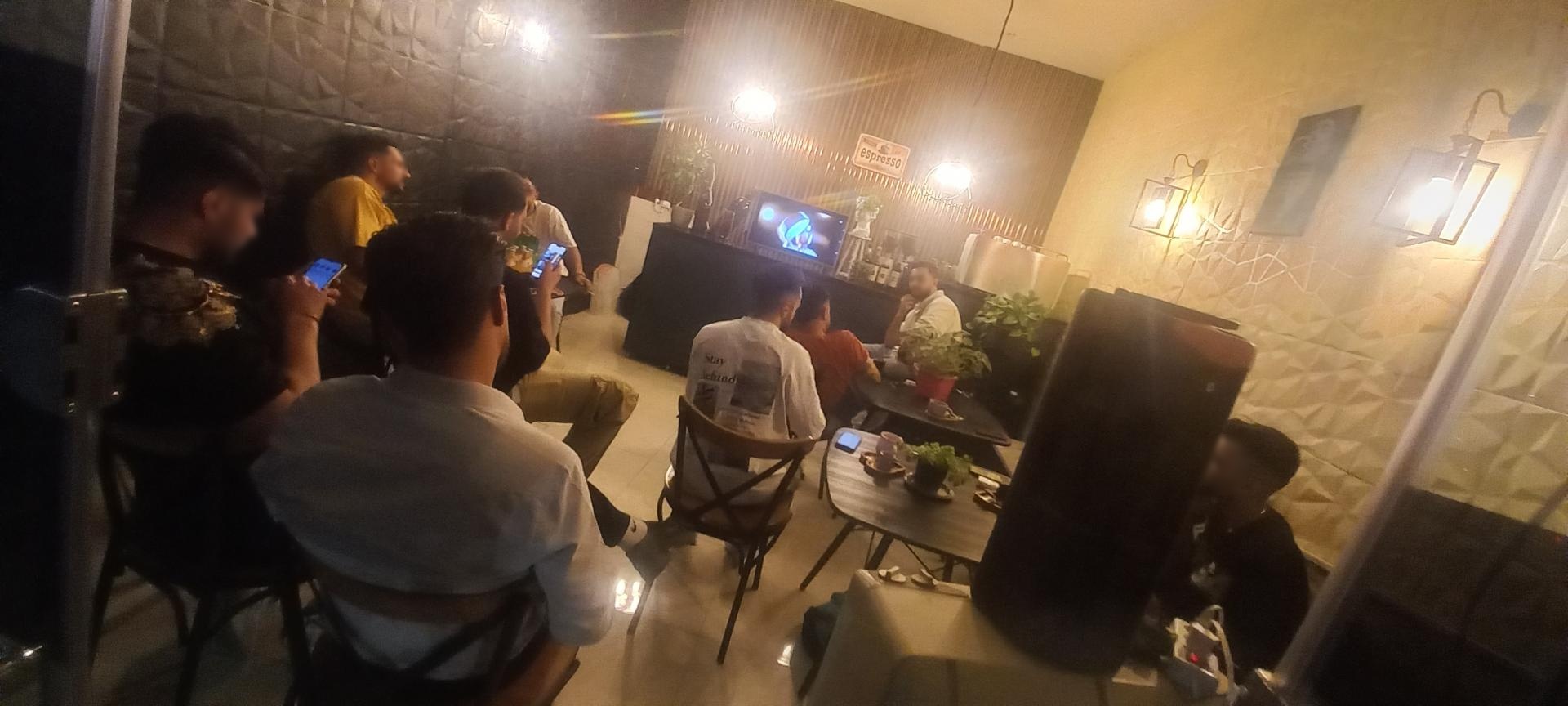 عکس کافه کیا