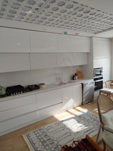 عکس آذین چوب