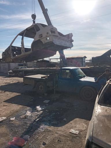 عکس دفتر استوک اسقاط پارکینگ قائم عج