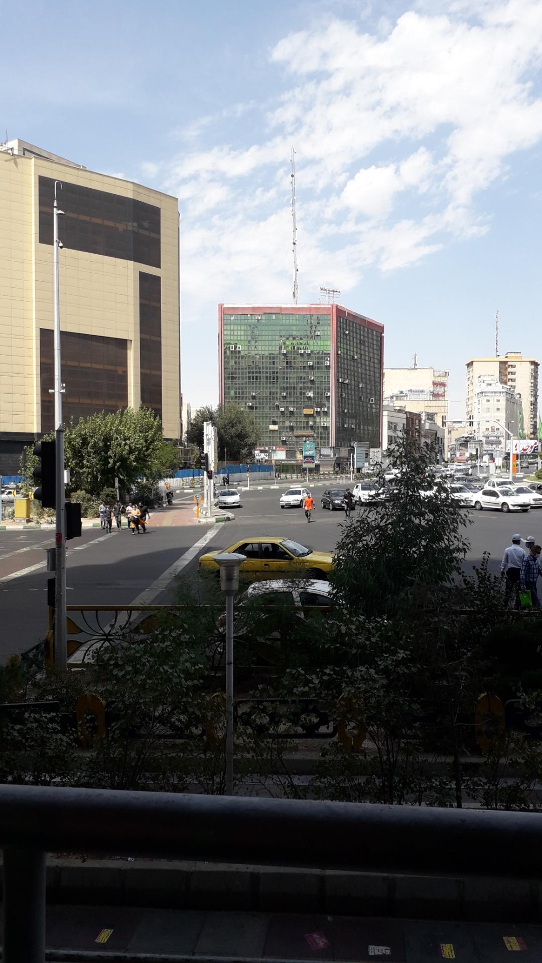 عکس برج طلا