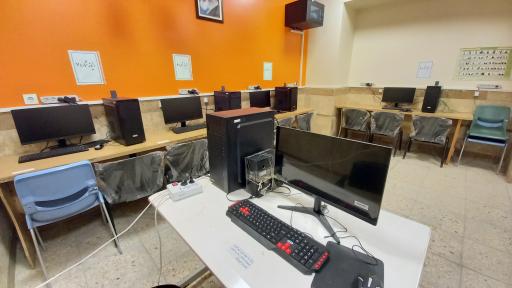 عکس هنرستان دکتر صراف