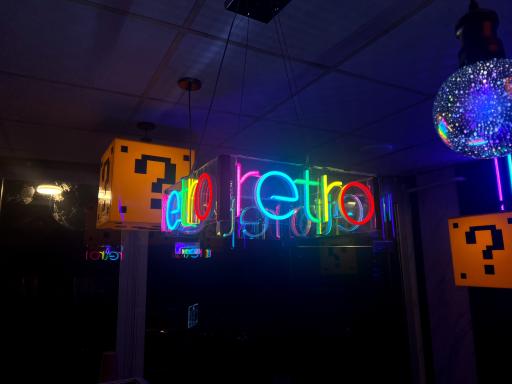 عکس گیم لانژ رترو 