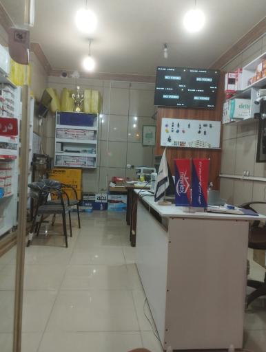 درب برقی عظیمی