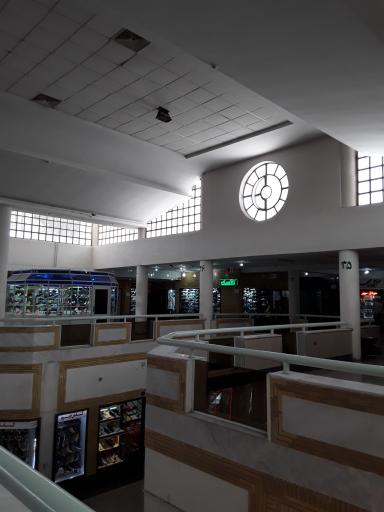 عکس بازار بزرگ میلاد