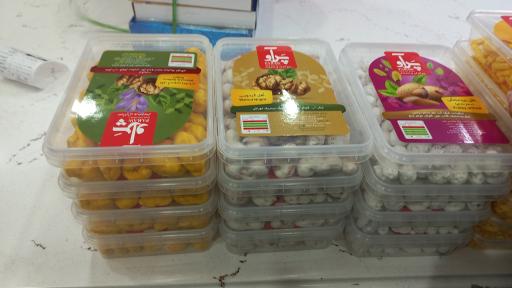 نان برنجی و سوغاتی حاج نصراله نوری