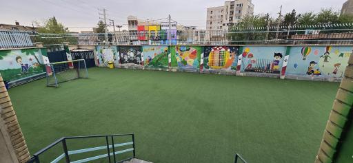 عکس دبستان غیردولتی مبین