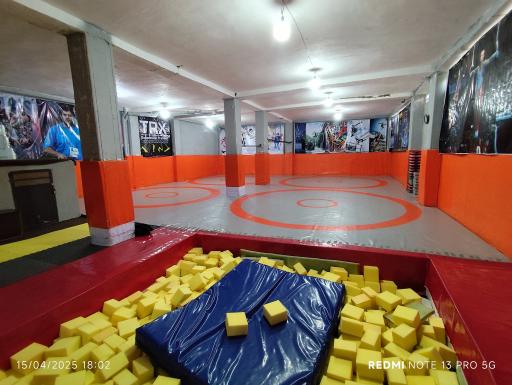 عکس مجموعه ورزشی مهران