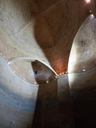 عکس شهر زیرزمینی باستانی نوش آباد