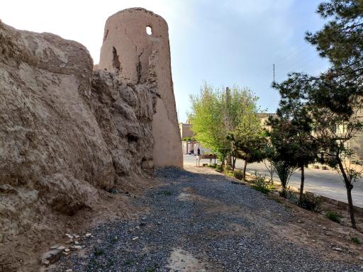 عکس شهر زیرزمینی باستانی نوش آباد