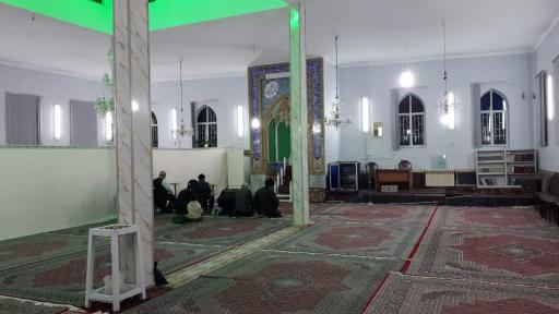 عکس مسجد غریبیه پایین
