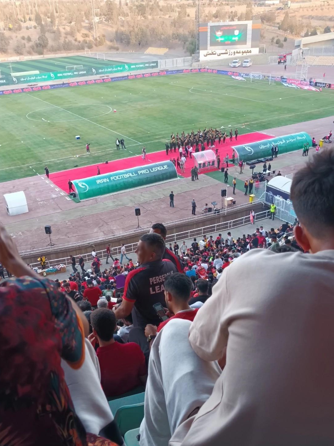 عکس استادیوم بزرگ تختی