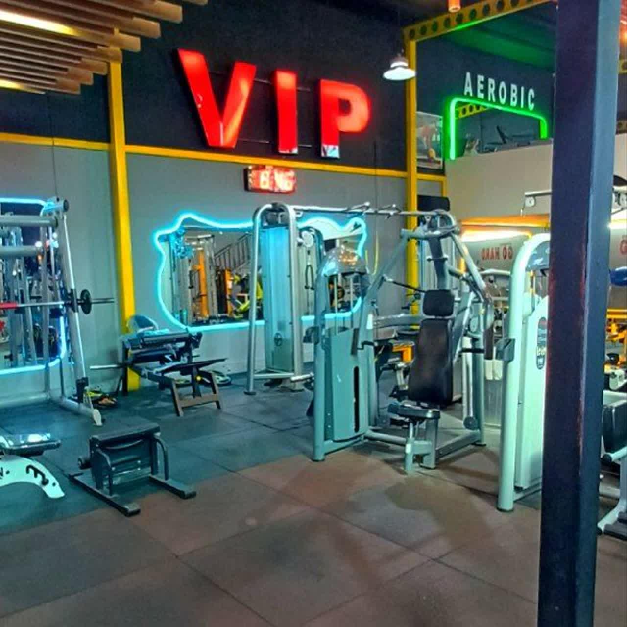 عکس باشگاه ورزشی