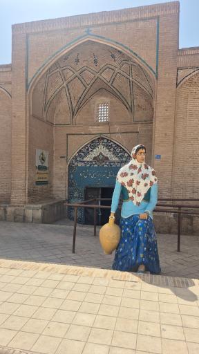 عکس شهر زیرزمینی باستانی نوش آباد