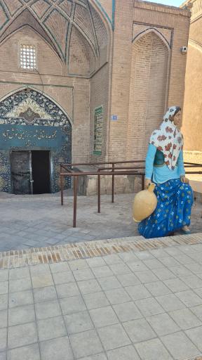 عکس شهر زیرزمینی باستانی نوش آباد