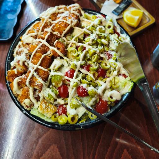 عکس کافه سپید و سیاه