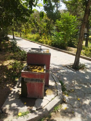 عکس آبخوری بوستان آذرگل