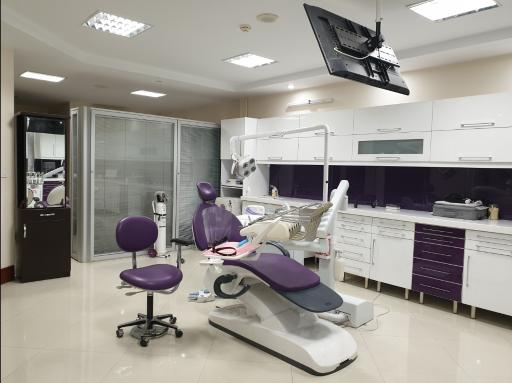 عکس مطب دکتر محسن کاشانی نژاد متخصص جراحی لثه و ایمپلنت