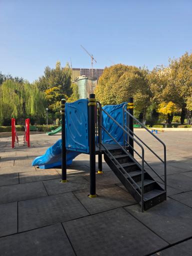 عکس بوستان سید جمال الدین اسدآبادی