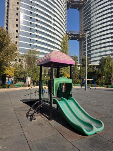 عکس بوستان سید جمال الدین اسدآبادی