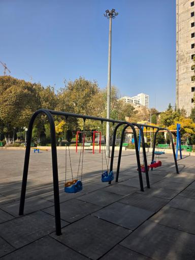 عکس بوستان سید جمال الدین اسدآبادی