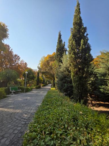 عکس بوستان سید جمال الدین اسدآبادی