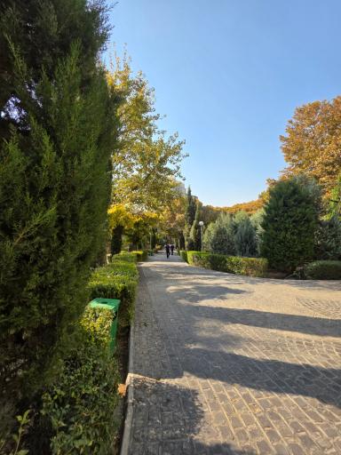 عکس بوستان سید جمال الدین اسدآبادی