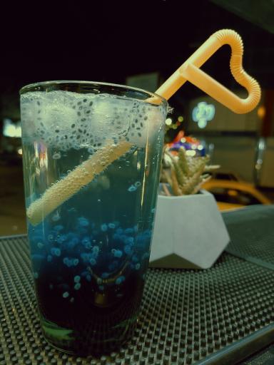 عکس کافه صادق