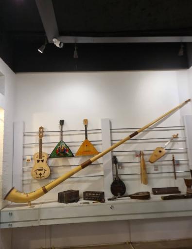 عکس موزه موسیقی اصفهان