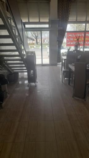 عکس رستوران معین درباریان