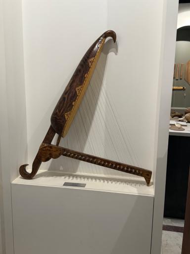 عکس موزه موسیقی اصفهان