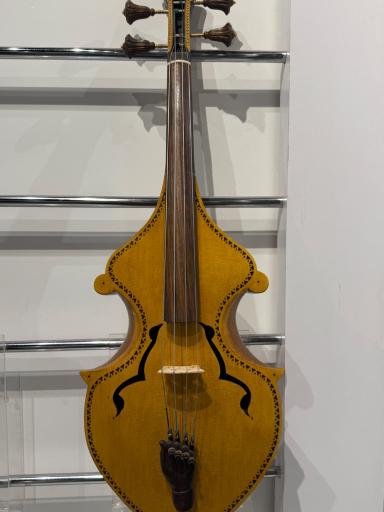 عکس موزه موسیقی اصفهان