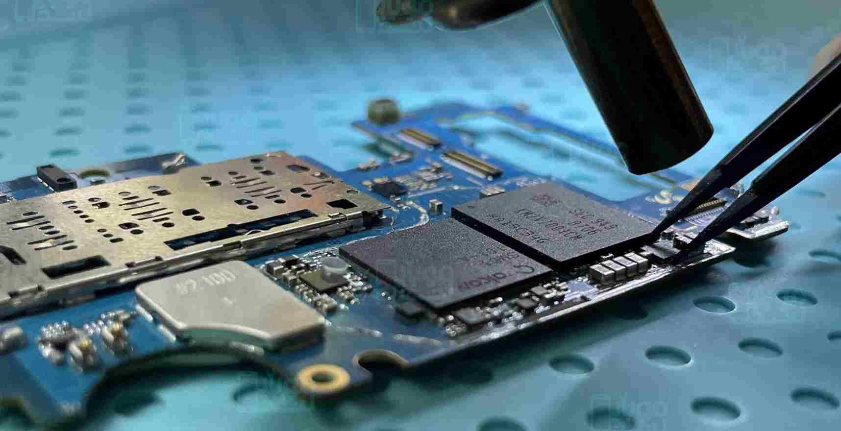 عکس تعمیرات موبایل میراد