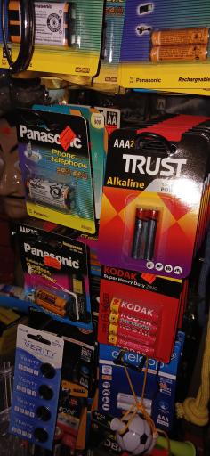 عکس تعمیرات رایانه و تلفن پاناسونیک باران