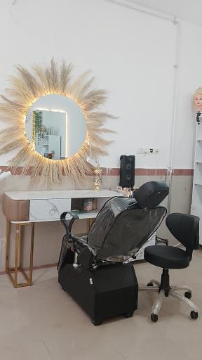 عکس سالن زیبایی الهه ناز