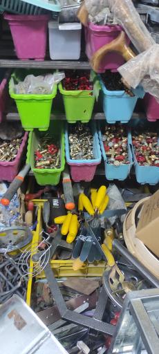 ابزار،رنگ و لوله یزدی