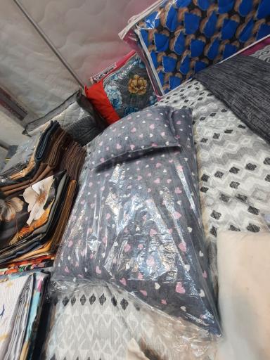 لحافدوزی و بالش پنبه زنی