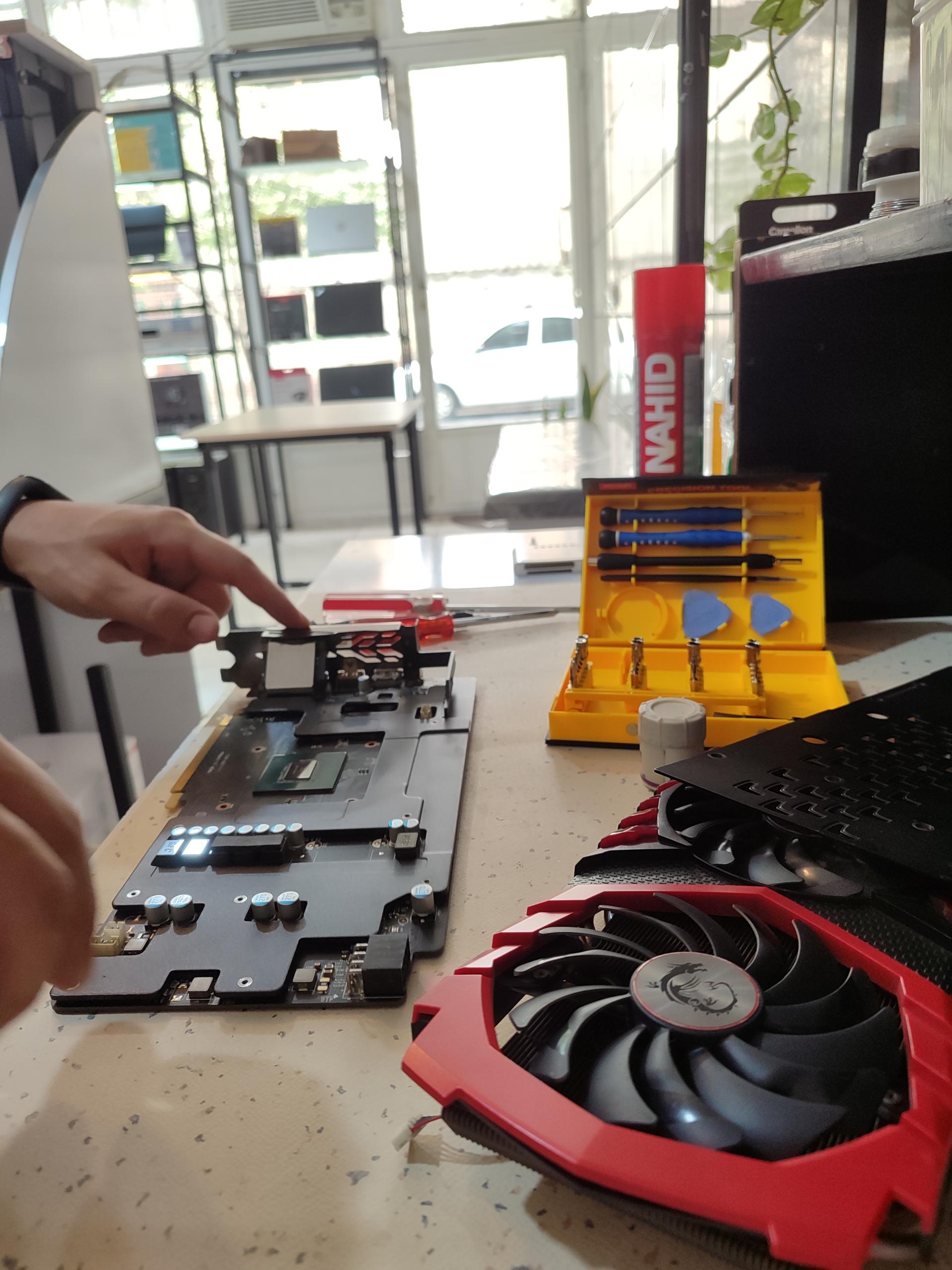 عکس فروشگاه پیسی سنتر