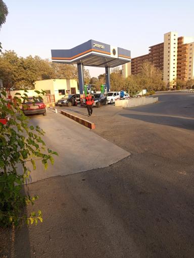 عکس پمپ بنزین شهرک فکوری