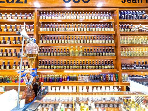 عکس عطریات صاحب الزمان