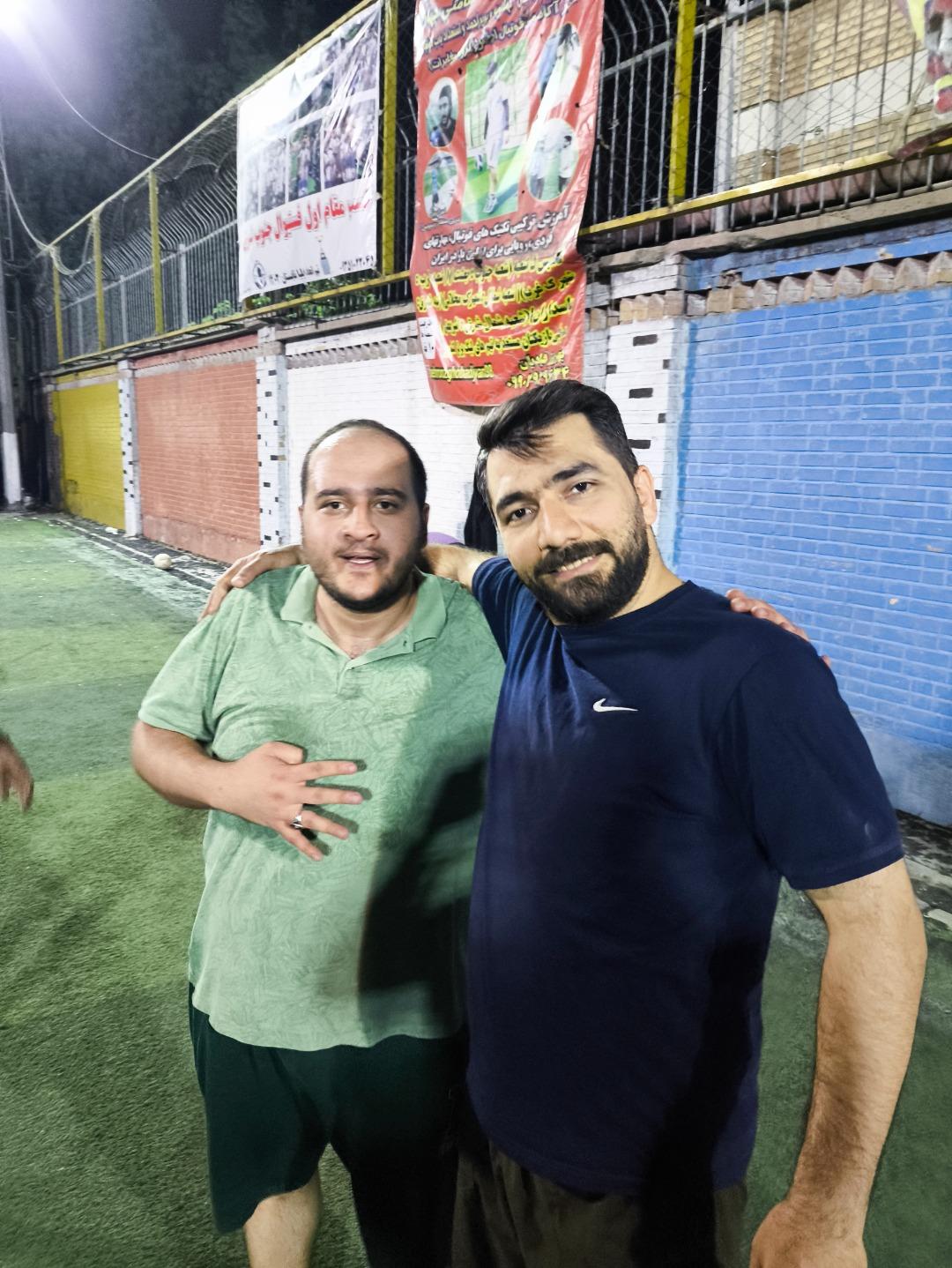 عکس زمین چمن فوتبال گلزار