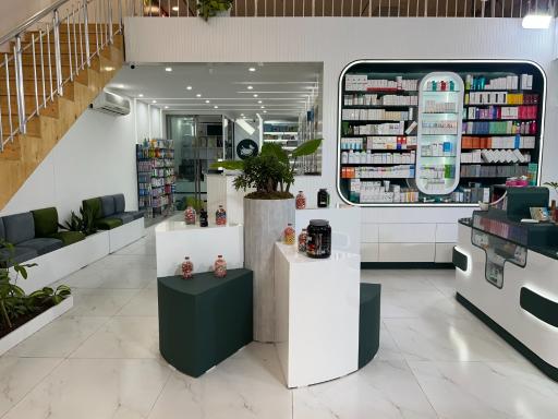 عکس داروخانه شبانه روزی دکتر حیدری