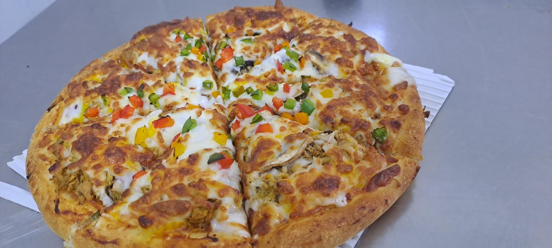 عکس فست فود بمبی نو شعبه ۳