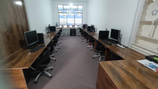 عکس آموزشگاه راهیاب