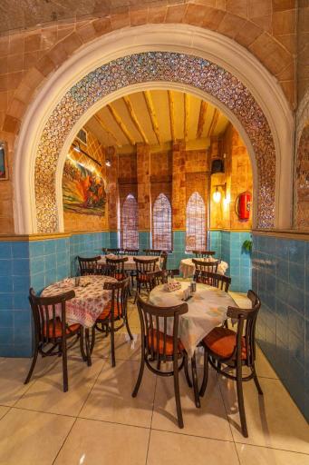 عکس رستوران سنتی وکیل