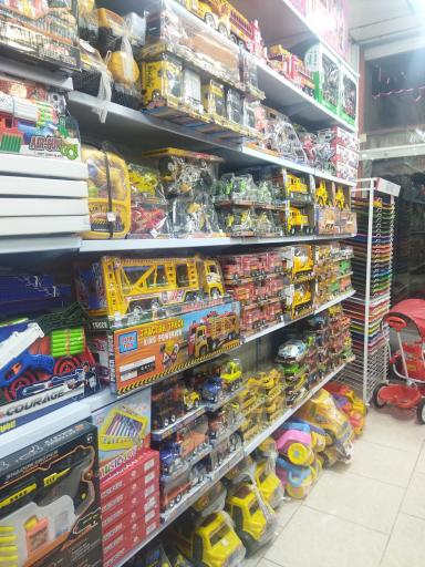 عکس شرکت پخش و تولید اسباب بازی و لوازم التحریر بازیناب