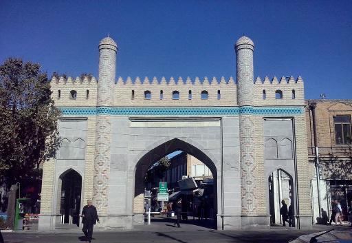 بازار بزرگ تربیت